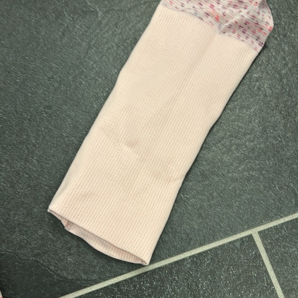 Lululemon long sleeve pink top - Picture 4 of 12